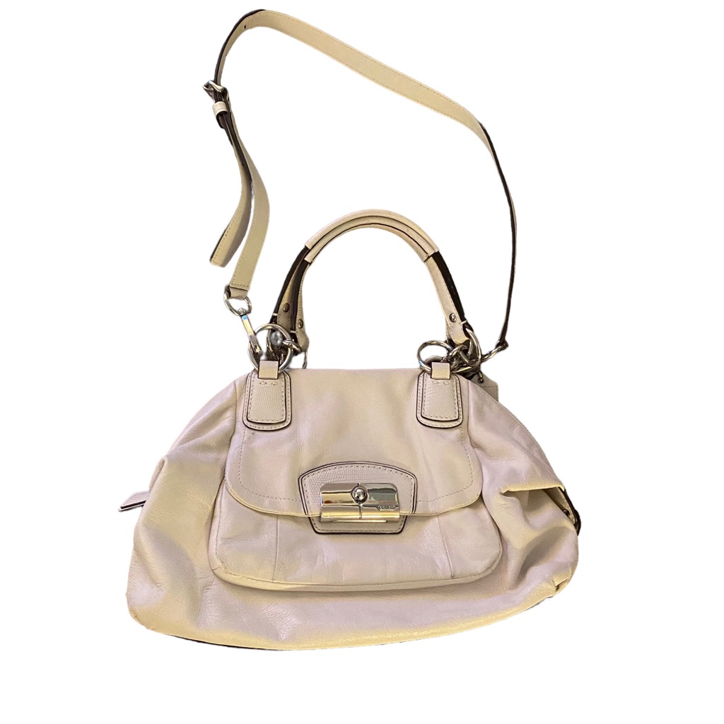 Coach Kristin Boho White Leather Bag With Lots Of Silver Metal Hardware.